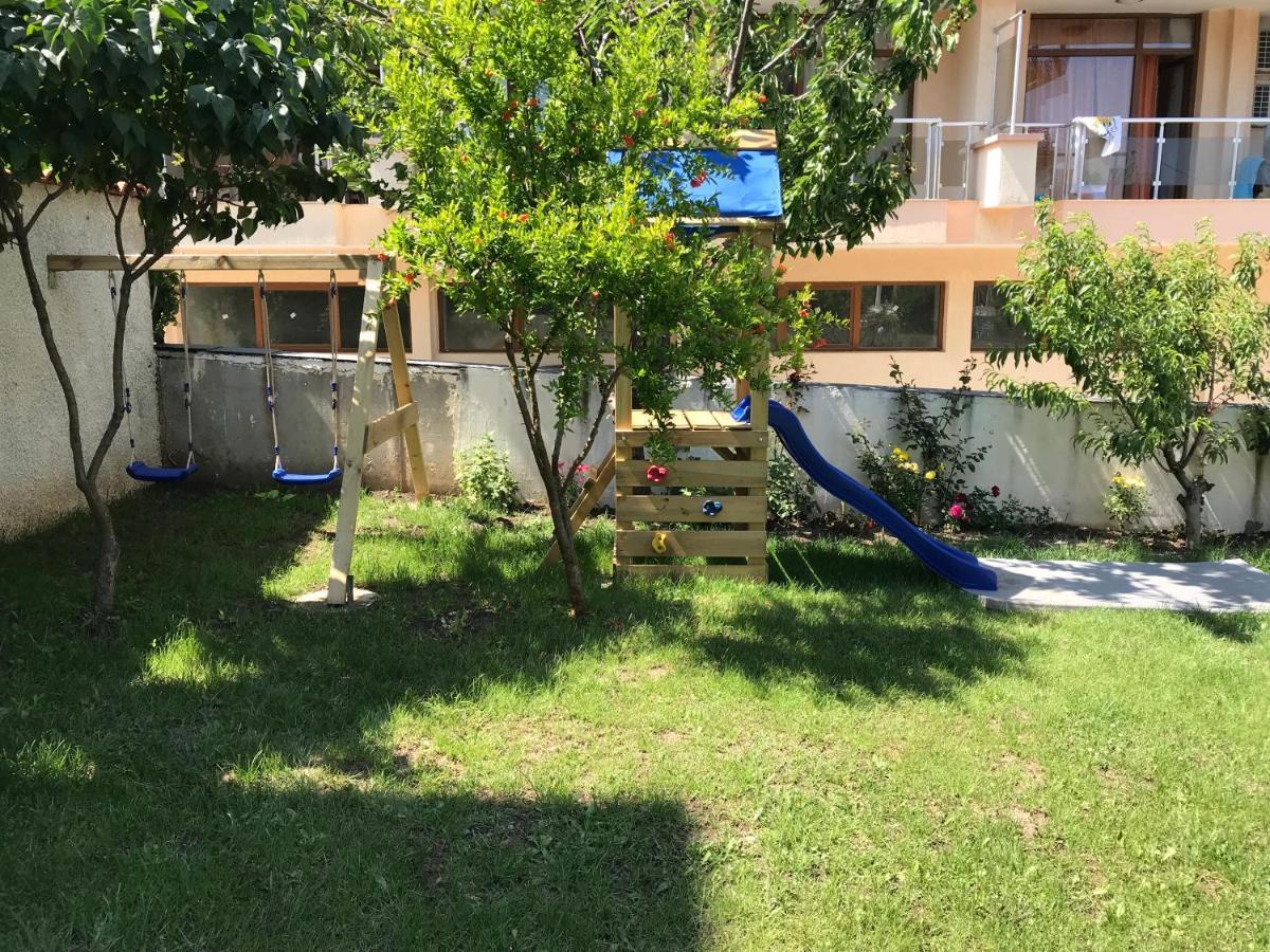 Family Hotel Akra Chernomorets Exterior foto