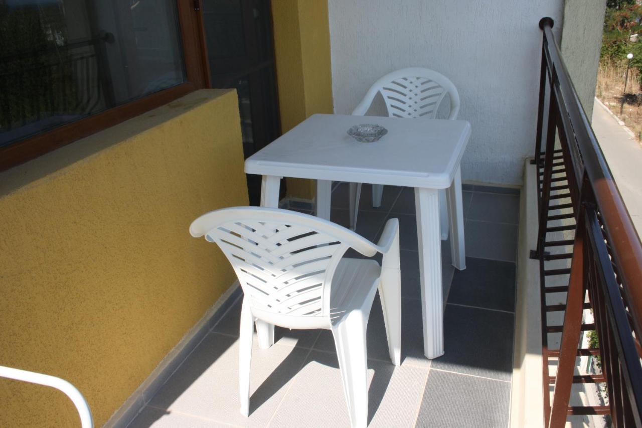 Family Hotel Akra Chernomorets Exterior foto
